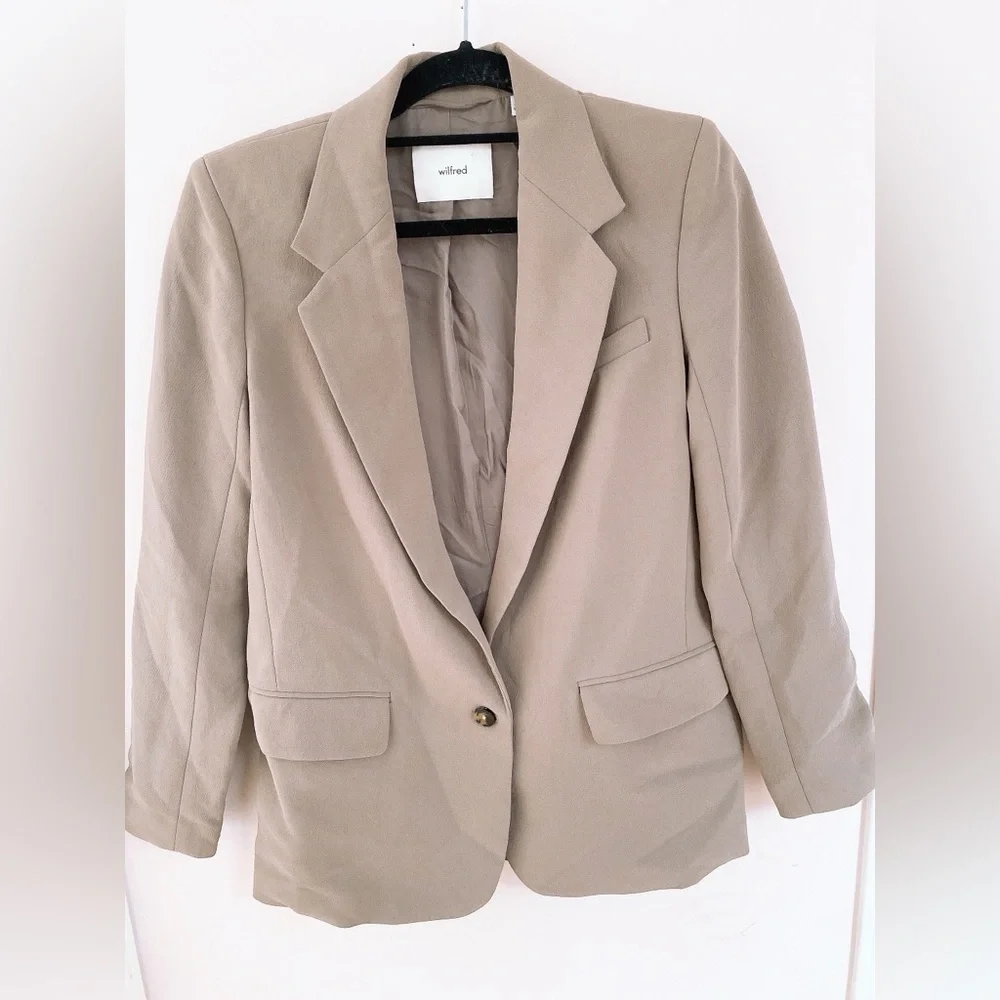 Aritzia Wilfred New Generation Blazer - Picture 3 of 8
